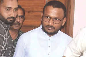 एमएलए घूसकांड : विधायक और उसके भाई को भेजा जेल, रुपए छिपाने वाले दो दिन की रिमांड पर