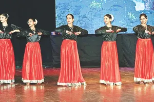 कॉन्सर्ट क्रिसेंडो का 10वां संस्करण : भारतीय सुर और ताल ने कोल्डप्ले की धुनों को दिया नया आयाम