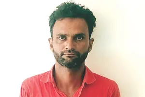 पत्नी की गला दबाकर हत्या : गृहक्लेश के चलते मार डाला, घर जाकर बच्चों के साथ सो गया आरोपित