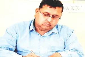 एसीबी ने खुद के एएसपी को दो दलालों के मार्फत घूस लेते दबोचा एएसपी कहता था: घूस नहीं दी तो एसीबी की होगी सर्जिकल स्ट्राइक