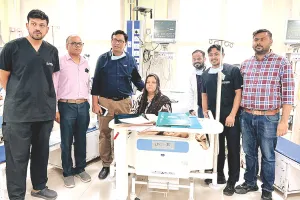 एसएमएस अस्पताल के चिकित्सकों ने किया कमाल : 35 वर्षीया मरीज के जन्म से ही दिल और फेफड़ों के पास थी किडनी
