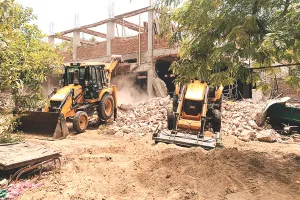 निगम का फर्जी पट्टा, बैंक लोन से निर्माण, दर्ज होगी एफआईआर