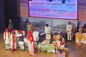 राजस्थान विश्वविद्यालय का 34वां दीक्षांत समारोह : हरिभाऊ बागडे ने विद्यार्थियों को प्रदान की उपाधियां, उनके उज्ज्वल भविष्य की कामना की