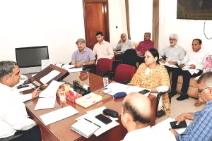 सहकार से समृद्धि की समीक्षा बैठक : सहकारी समितियों में एक से सात अक्टूबर में बीच होंगी आमसभा