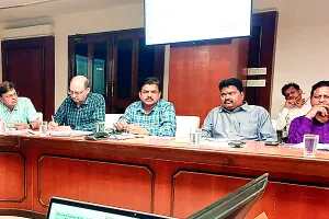 डिस्कॉम चेयरमैन डोगरा ने ली अधिकारियों की क्लास, फील्ड अभियंताओं को दिए सख्त निर्देश