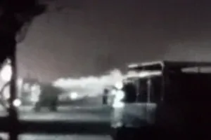 अजमेर हाईवे पर ट्रक से सीएनजी गैस लीक, लोगों में अफरा-तफरी 