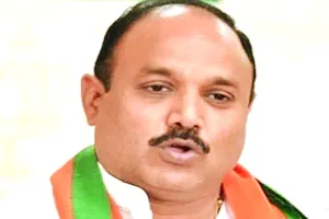 भाजपा महामंत्री-विधायक जितेंद्र गोठवाल की अनुकरणीय पहल, पौधे लगाने और संभाल करने वाले शिक्षकों के तबादले की करेंगे सिफारिश 