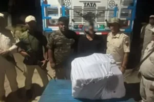 मणिपुर में मादक पदार्थ की बड़ी खेप जब्त : बाजार में 22 करोड़ कीमत, पुलिस ने एक व्यक्ति को किया गिरफ्तार