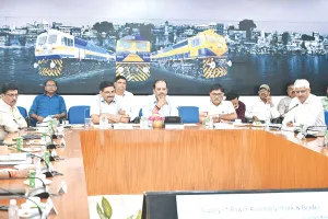 बरेका में अपर सदस्य का प्रेरणादायक निरीक्षण दौरा, नरेश पाल सिंह ने पुष्पगुच्छ भेंट कर किया स्वागत 