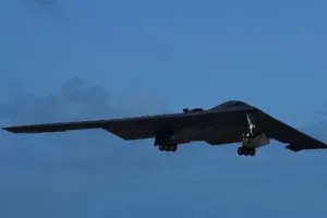 इराक में सैन्य अड्डे पर ड्रोन हमला, सेना ने कहा- कोई सैन्यकर्मी घायल नहीं 