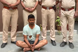 करधनी थाना पुलिस की NDPS एक्ट के तहत कार्रवाई, 7.14 ग्राम स्मैक के साथ एक अभियुक्त गिरफ्तार