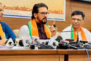 सांसद अनुराग ठाकुर ने कांग्रेस पर लगाया आरोप, कहा- कांग्रेस कार्यकाल में आतंकवादियों का सम्मान किया जाता था