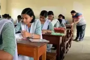 बोर्ड परीक्षा- 2025 : बेटियों की उड़ान, रिकॉर्ड्स भी पीछे छूटे; 66 बोर्ड्स में लहराया परचम 