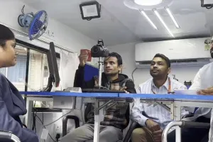 सौ दिन चले अढाई कोस...