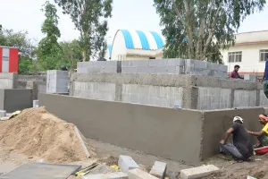 एक तरफ कचरा पॉइंट खत्म करने हैं, दूसरी तरफ लाखों खर्च कर नए बना रहे