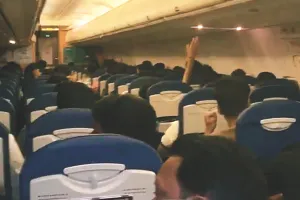 दुबई-जयपुर फ्लाइट का एसी खराब पांच घंटे विमान में यात्री हुए परेशान