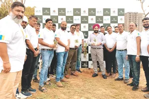 यूनिक बिल्डर्स ने शुरू किया मिशन हरियाली प्रोग्राम, पहले चरण में लगाए गए 700 पेड़ 