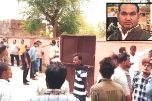 मंदिर से लौटते समय भाजपा नेता की धारदार हथियार से हत्या : कुछ संदिग्ध हिरासत में, मौके पर पुलिस बल तैनात