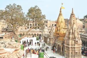 पर्यावरण को स्वच्छ रखने के लिए उठाया कदम, काशी विश्वनाथ मंदिर परिसर में 10 अगस्त से प्लास्टिक पूरी तरह बैन