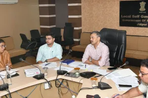 शासन सचिव ने ली समीक्षा बैठक , अधिकारियों को दिए आवश्यक दिशा निर्देश 