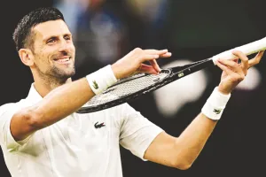 विम्बलडन टेनिस : दूसरे दिन भी जारी रहा उलटफेर का दौर, 23 नामी खिलाड़ी पहले दौर से आगे नहीं बढ़ सके, जोकोविच चार सेट के कड़े संघर्ष में जीते