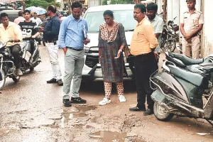 हेरिटेज निगम आयुक्त पटेल ने किया वार्डो में औचक निरीक्षण, ड्रेनेज सिस्टम और सफाई व्यवस्था को मजबूत करने के निर्देश