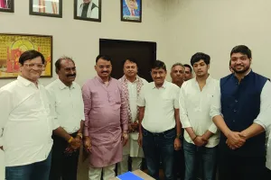 डिप्टी सीएम से मुलाकात के बाद खत्म हुई बस ऑपरेटर्स की हड़ताल, बस संचालन फिर से शुरू