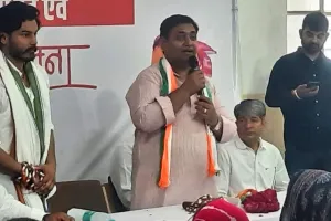 पंचायत-निकाय चुनाव में कांग्रेस कार्यकर्ता भाजपा को धूल चटाएगा : पीसीसी ऑफिस तक पैदल मार्च, डोटासरा ने कहा- सरकार परिसीमन के नाम पर मनमर्जी कर रही 