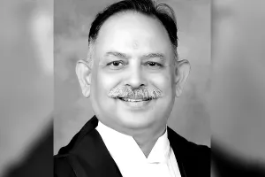 हाईकोर्ट के सीजे बदले, दो जज जाएंगे और एक की वापसी