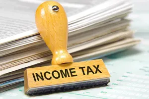 आयकर छापों में मिला सौ करोड़ का संदेहास्पद दान : राजनीतिक दलों को फर्जी चंदे की रसीदों का भी मिला रिकॉर्ड