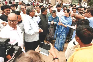 डिप्टी सीएम दिया ने किया विद्याधर नगर क्षेत्र का दौरा, एक विकसित वैकल्पिक मार्ग की योजना तैयार करने के भी निर्देश