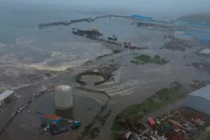 प्रशांत क्षेत्र में 2011 में आए सबसे शक्तिशाली भूकंप के बाद रूस और जापान में आई सुनामी, अन्य तटों के लिए भी जारी की गई चेतावनी 