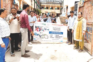 ‘सफाई अपनाओ, बीमारी भगाओ’ अभियान के तहत किया जागरूक, वार्ड के कर्मचारियों की ओर से हुआ स्वच्छता कार्यक्रम 