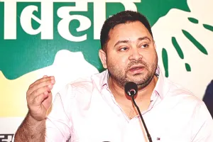 अभी हमारा फॉर्म तक जमा नहीं हुआ, 80% का दावा पूरी तरह गलत तेजस्वी ने एसआईआर को लेकर चुनाव आयोग पर साधा निशाना