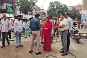 हेरिटेज नगर निगम का निरीक्षण : सीवर और नालों की सफाई कार्य में तेजी