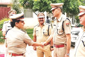 डीसीपी राशि डोगरा को जयपुर ग्रामीण में मिली नई जिम्मेदारी, बग्गी में विदाई, जैकी श्रॉफ और कार्तिक आर्यन भी रहे मौजूद