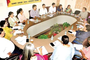 बदलती जीवनशैली और तनाव से युवा व बच्चों के दिल दे रहे धोखा