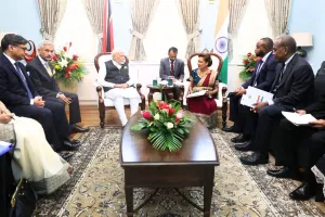 कैरिबयाई देशों से संबंधों को मजबूत बनाएगा भारत : मोदी की कमला प्रसाद के साथ द्विपक्षीय बातचीत, कहा- त्रिनिदाद-टोबैगो के साथ कई समझौतों पर किए हस्ताक्षर