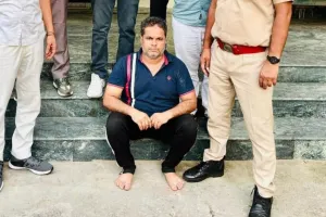 सुपारी देकर जानलेवा हमला करवाने वाला आरोपी गिरफ्तार, अहमदाबाद से दबोचा गया मुख्य साजिशकर्ता