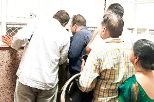 अस्पताल परिसर में जेबकतरों की भरमार