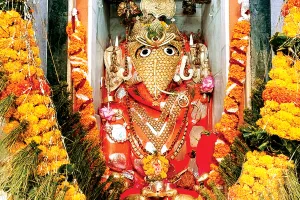 मनोकामना के रूप में ले जाते हैं पांच कंकर 