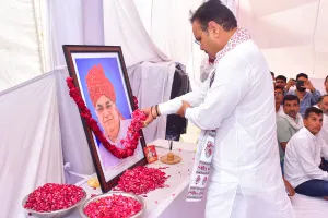  मुख्यमंत्री भजनलाल शर्मा ने सोनाराम चौधरी को दी श्रद्धांजलि, परिजनों से मुलाकात कर बंधाया ढांढस 