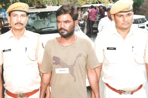 पत्नी की मौत को बताया सीढ़ियों से गिरना, पोस्टमार्टम से हत्या का खुलासा : दोनों शराब पीकर करते थे आपस में झगड़ा