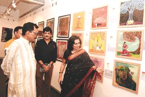 चार दिवसीय चित्रायन : चित्रों की यात्रा प्रदर्शनी शुरू, चित्रों में झलकी प्रकृति, पौराणिक कथाएं और मानवीय भावना