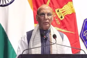 लंबी लड़ाई के लिए तैयार रहे सेनाएं : जीत के लिए प्रौद्योगिकी और रणनीति में महारत जरूरी, राजनाथ सिंह ने कहा- तुरंत जवाब देकर ही अपना लोहा मनवा सकेंगी सेनाएं 