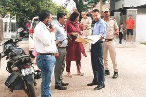 ग्रेटर नगर निगम आयुक्त सैनी ने किया झोटवाड़ा जोन की सफाई व्यवस्था का औचक निरीक्षण