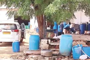 भाजपा के पूर्व जिलाध्यक्ष के बेटे के ठिकानों पर छापा, करोड़ों की टैक्स चोरी का खुलासा 