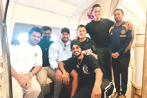 इंग्लैंड में सीरीज बराबर करने के बाद टीम-इंडिया घर लौटी, कुछ खिलाड़ी इंग्लैंड में कुछ दिनों के लिए रुके