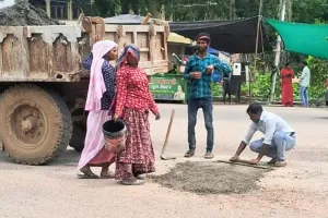 असर खबर का - केडीए ने शुरु किया गड्ढ़ों का पेचवर्क
