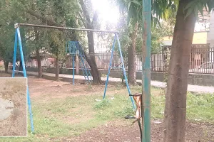 कोटा दक्षिण वार्ड 69- पार्कों के टूटे झूले व चैंबर बने परेशानी